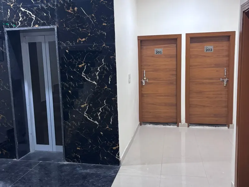 Room corridor and lift area at the Gurugram location