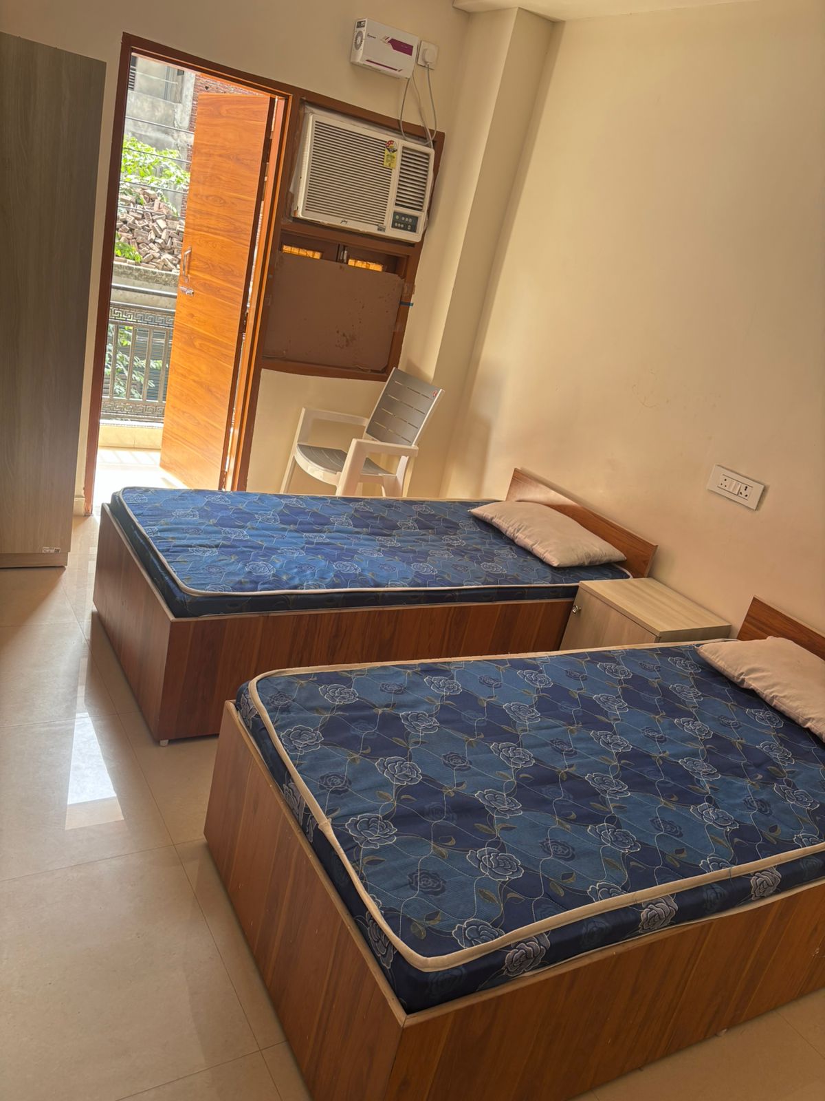 Gurugram room at Yadav PG