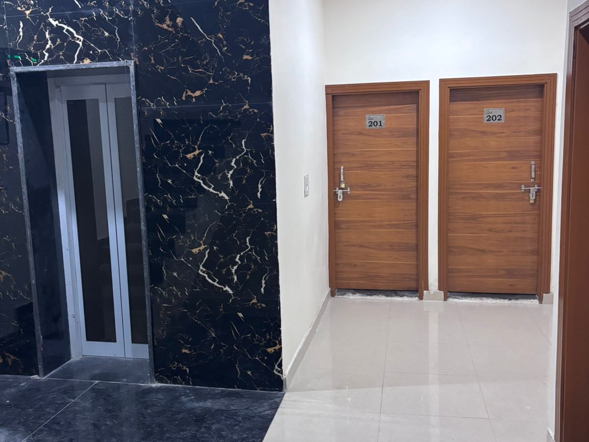 Room corridor and lift area at the Gurugram location